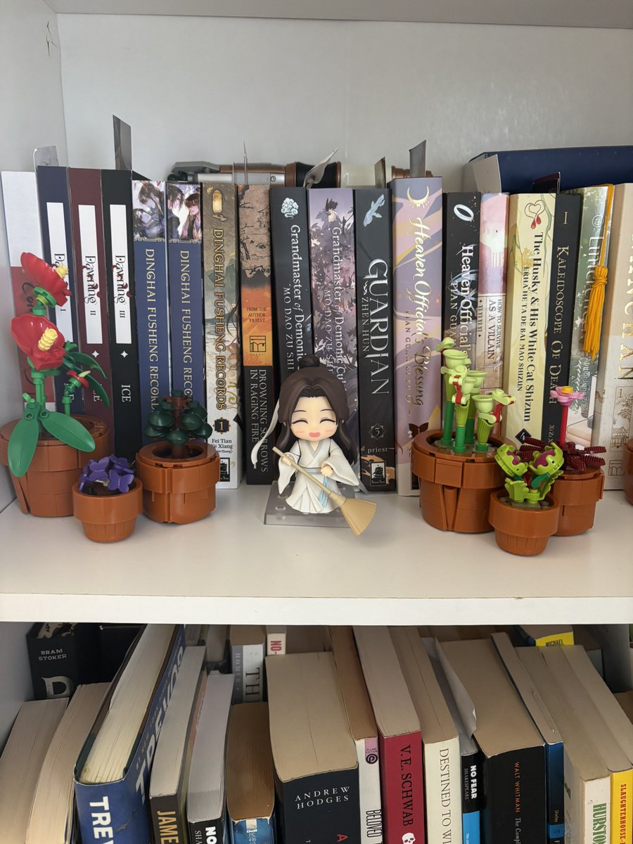 KN saw Taemin and is seeing ateez💎🦋 (@hay_hay123098) on Twitter photo A huge thank you to <a href="/yiggybean/">Yiggybean Books + Gifts</a> for helping me get my first Nendoroid as you can see Xie Lian is very happy to be on my danmei shelf A huge thank you to <a href="/yiggybean/">Yiggybean Books + Gifts</a> for helping me get my first Nendoroid as you can see Xie Lian is very happy to be on my danmei shelf