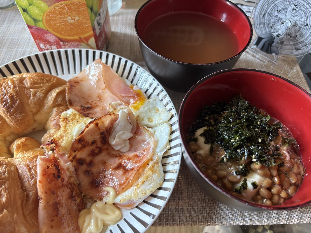 アガる朝食🥐おはPONYOU✌️