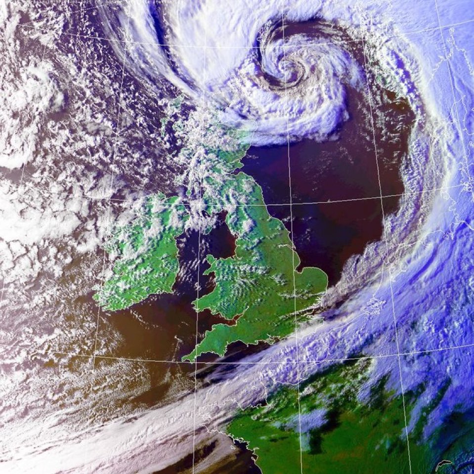 Dave Throup (@davethroup) on Twitter photo Storm Floris certainly lived up to its warnings.
Strongest wind speed on record for August in Scotland and equal strongest in Northern Ireland.
Lowest August pressure recorded in Scotland for over 30 years.
Pic via <a href="/DundeeSat/">Dundee Sat Station</a> Storm Floris certainly lived up to its warnings.
Strongest wind speed on record for August in Scotland and equal strongest in Northern Ireland.
Lowest August pressure recorded in Scotland for over 30 years.
Pic via <a href="/DundeeSat/">Dundee Sat Station</a>