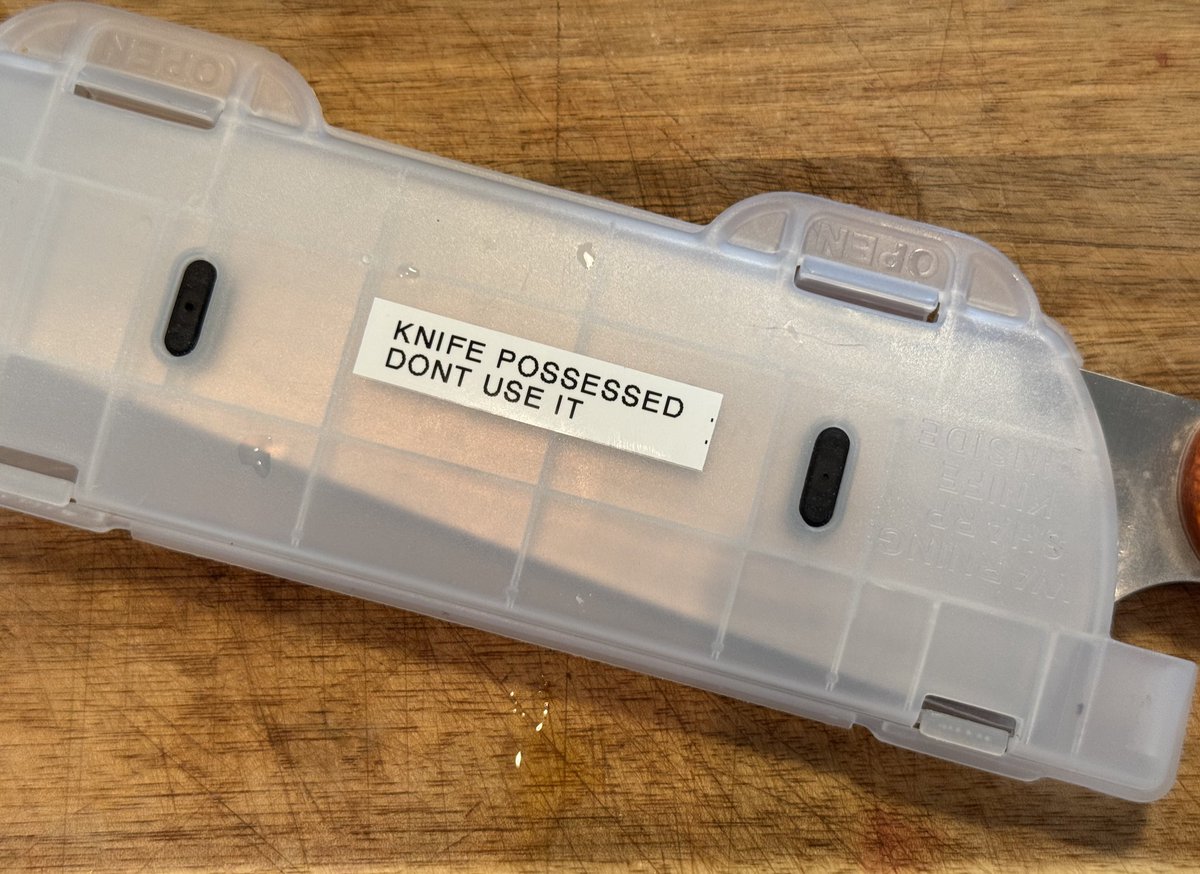 Someone asked me how do I keep my knives so sharp.