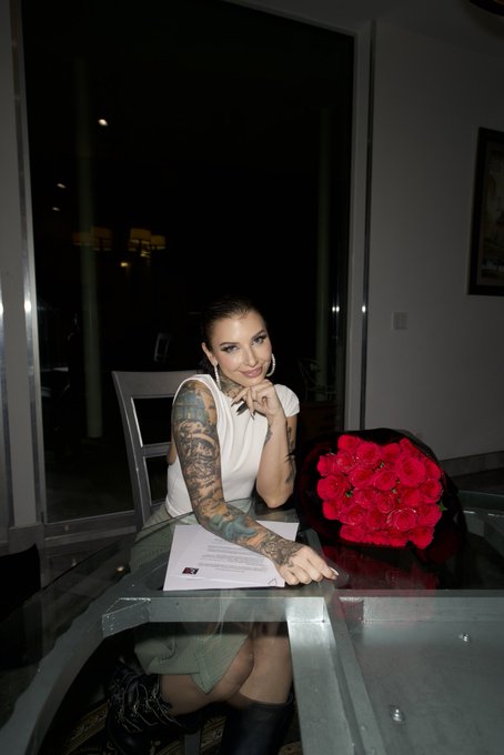 Watch Ricky Johnson's leaked NSFW photo on TwXstars