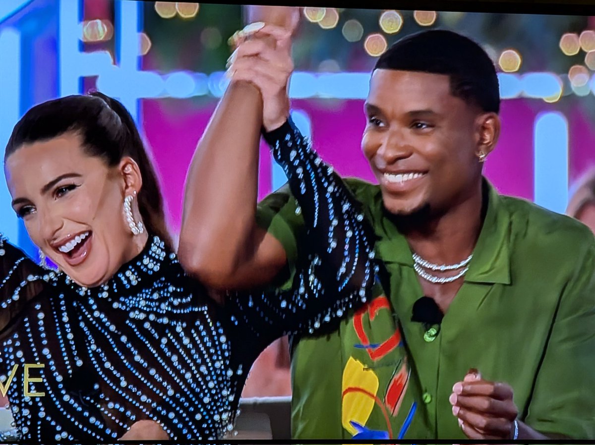 "Pride and ego are just obstacles." CACH THE MAN YOU ARE. #LoveIslandUK