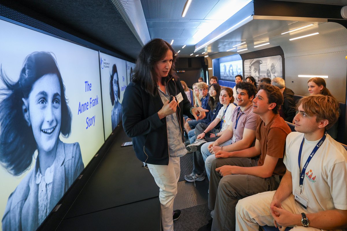 On August 4, 1944, the Secret Annex in Amsterdam where #AnneFrank and her family had been hiding was raided by the Nazis. After surviving there for 761 days, they were arrested along with four others and brought to concentration camps. Someone tipped off the Gestapo, though the