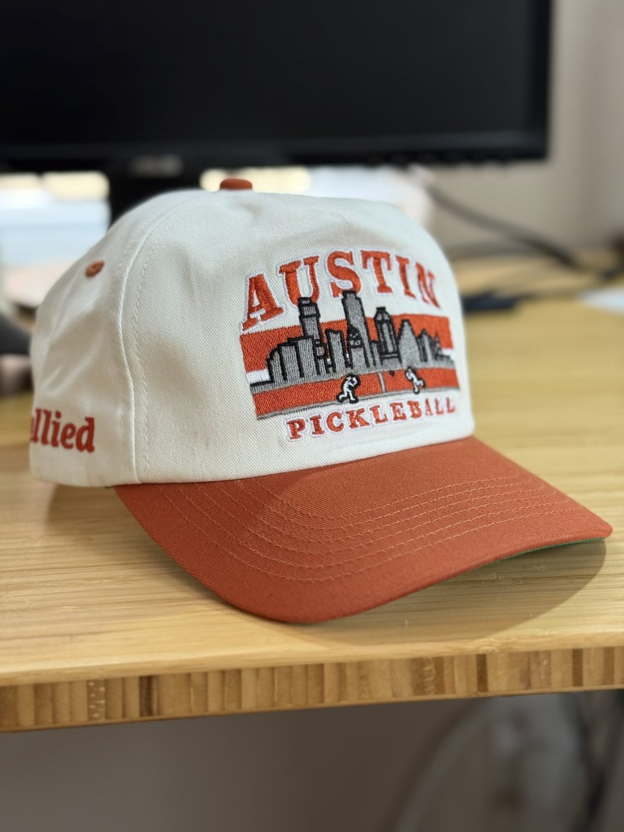 KellyZmijewski tweet media