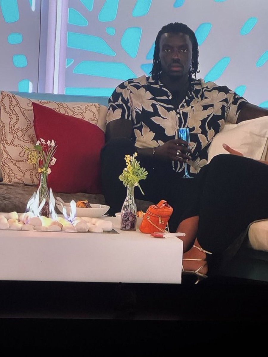 When you realise you did allat with my meg for nothing #loveislanduk #loveisland