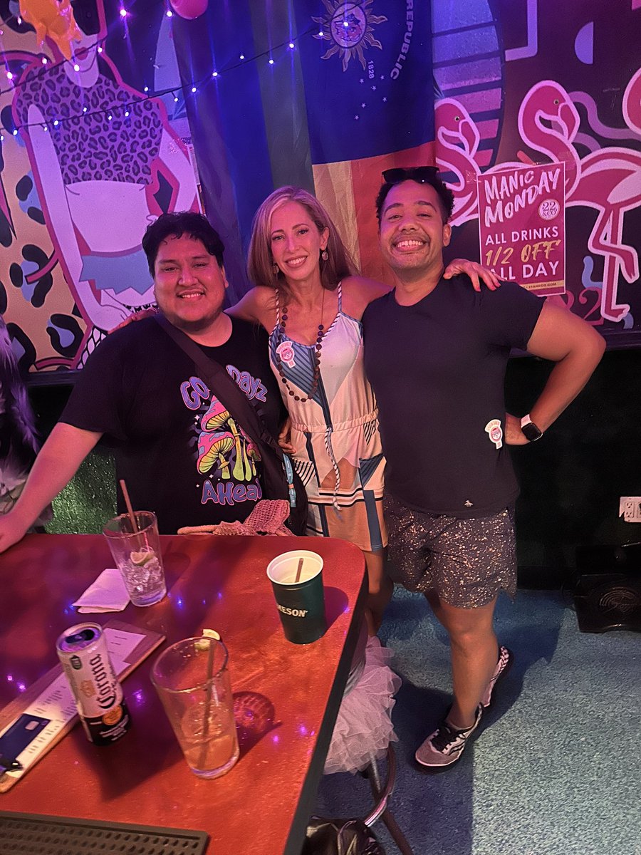 laura vt tweet media