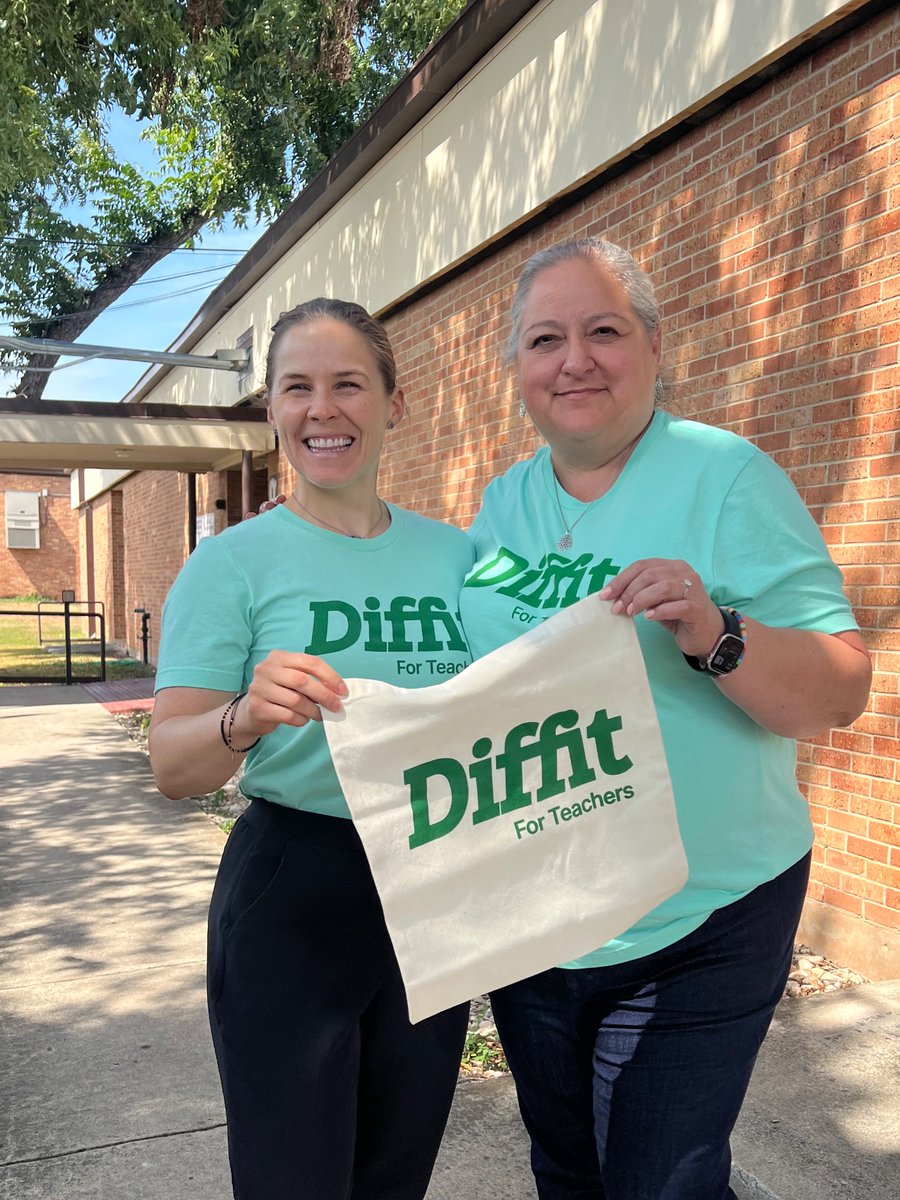 TechCoachRobles's tweet image. Today, @techcoachfikac and I showed @nisdkuentz and @nisdlosreyes teachers how to use @diffitapp to create TEKS-aligned, differentiated station activities that combine Science hotspots + ELA 📚 all assignable in Schoology!
Such great energy in the building! #nisdcoach