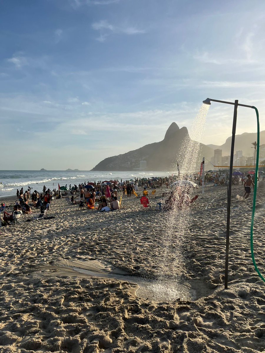 barbara_corra's tweet photo. RJ- Ipanema
@soloparatiap https://t.co/fefUBYD8pe
