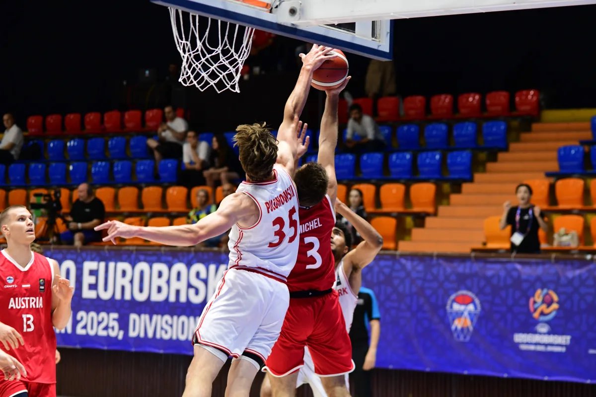 Niklas Polonowski tweet media