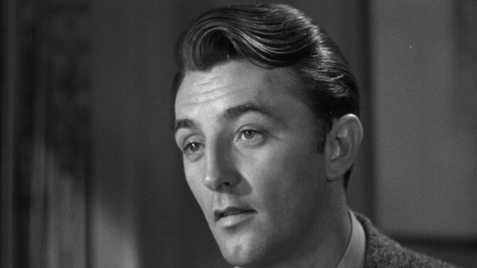 Gibboanxious's tweet photo. #InRemembrance of Robert Mitchum (6 Aug 1917 – 1 Jul 1997)
his top 10 movies are:
10. Cape Fear
9. Scrooged
8. Ryan's Daughter
7. El Dorado
6. The Night of the Hunter
5. Dead Man
4. The Friends of Eddie Coyle
3. Out of the Past
2. Cape Fear (1991)
1. Tombstone
#MaxCady https://t.co/8LNmycn9sb