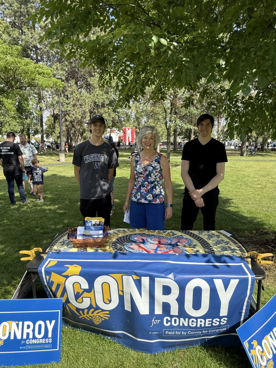CarmelaConroy's tweet image. Thanks to everyone who joined us at the Unity in Division Rally in #Spokane! It was wonderful to connect with so many voters &amp;amp; local leaders like @ZackZappone &amp;amp; @VoteKateTelis. Folks are fed up w/ conspiracy-based chaos—together, we can bring accountable leadership back to #WA05