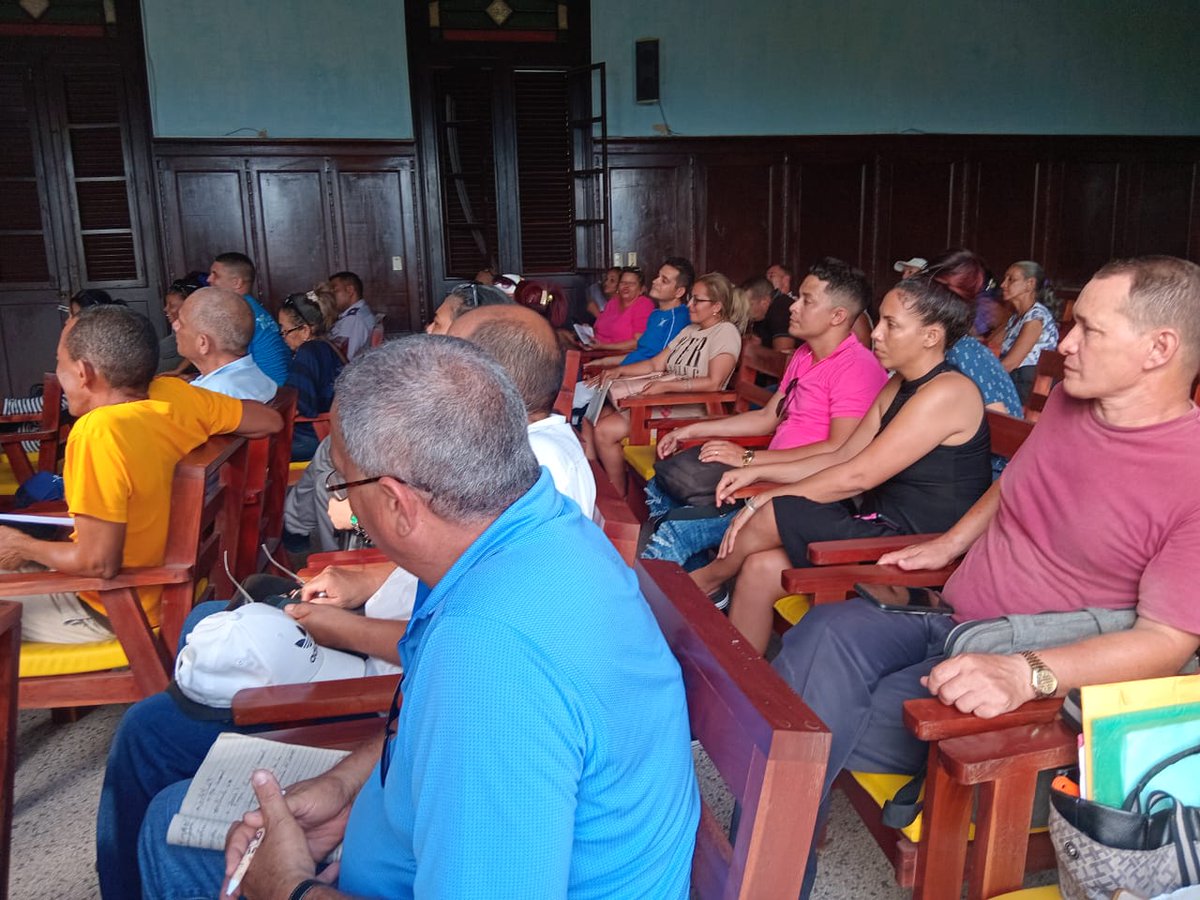 Se chequean las acciones finales y los asgtos del #Carnaval2025 en #Bayamo próximo a celebrarse del 7 al 10 de agosto en esta ciudad.
#CubaEsCultura 

<a href="/SucelF1/">@SucelF</a>