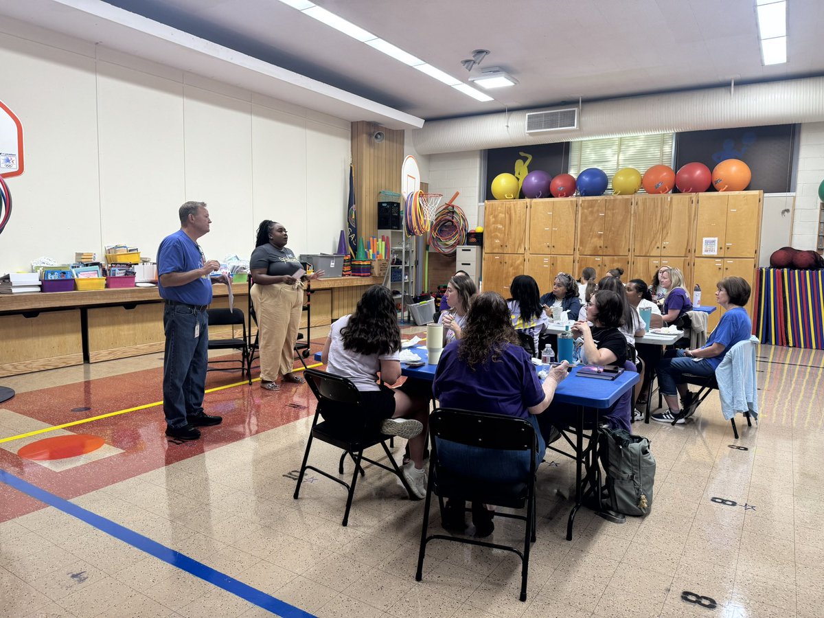 Frances Willard Elementary tweet media