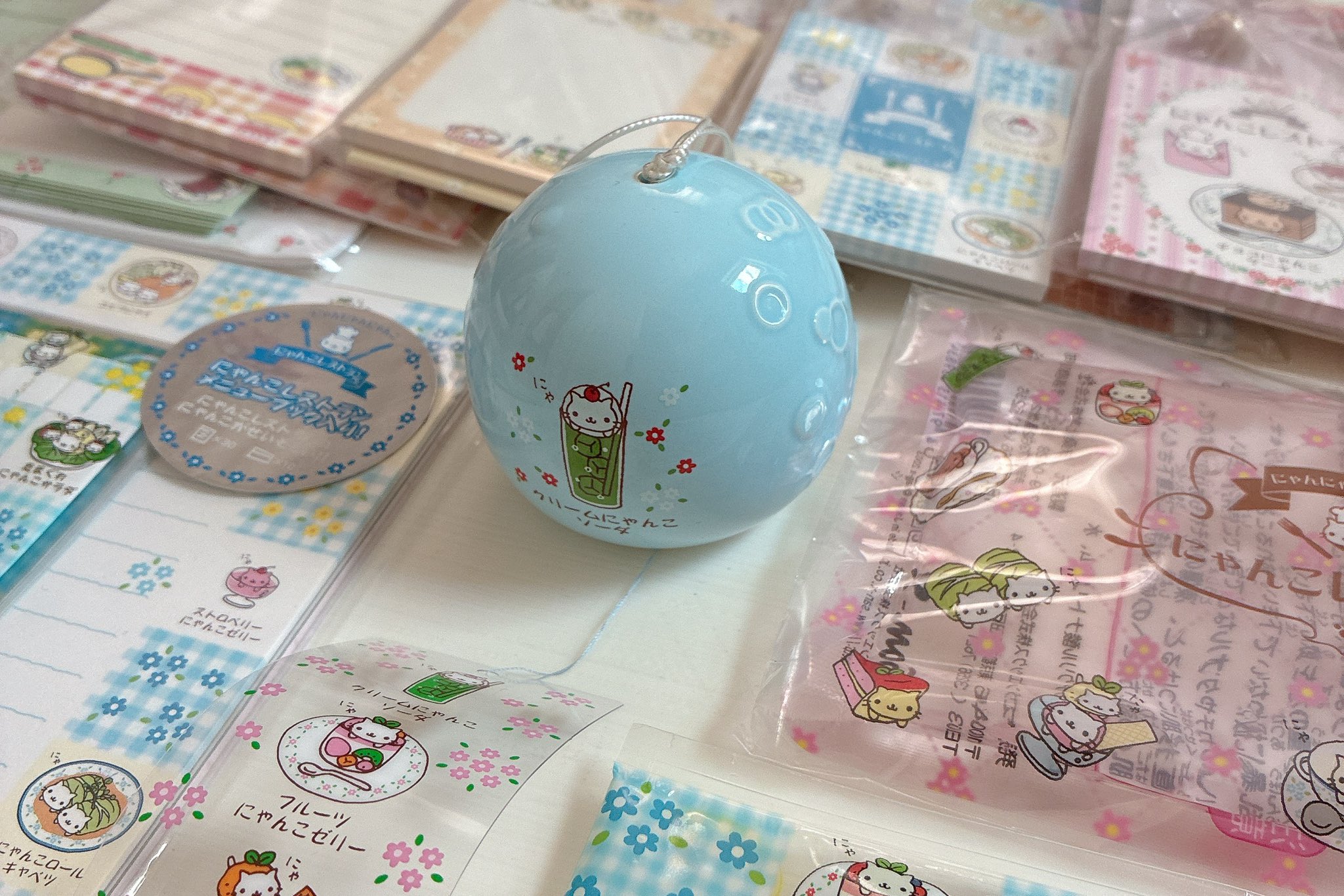 ♡くまきちさま専用 断捨離 デザインペーパー 1000枚 まとめ売り ♡ くま (@kumakuma327k) / X