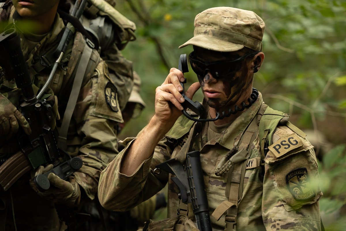 ArmyROTC's tweet image. 10th Regiment #AdvancedCamp Cadets are paying A-10-tion during the Wolverine phase of their Field Training Exercise! #CST2025
📸: MacKenzie Rogers, Murray State University, CST Public Affairs Office