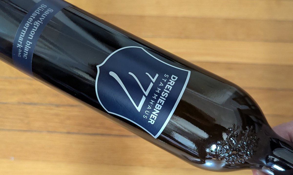 Liam Revell (@phytools_liam) on Twitter photo I suddenly realized why <a href="/Klaus_Schlp/">Klaus Schliep</a> is a fan of this wine! #threetaxonstatement #phylogenygeek I suddenly realized why <a href="/Klaus_Schlp/">Klaus Schliep</a> is a fan of this wine! #threetaxonstatement #phylogenygeek