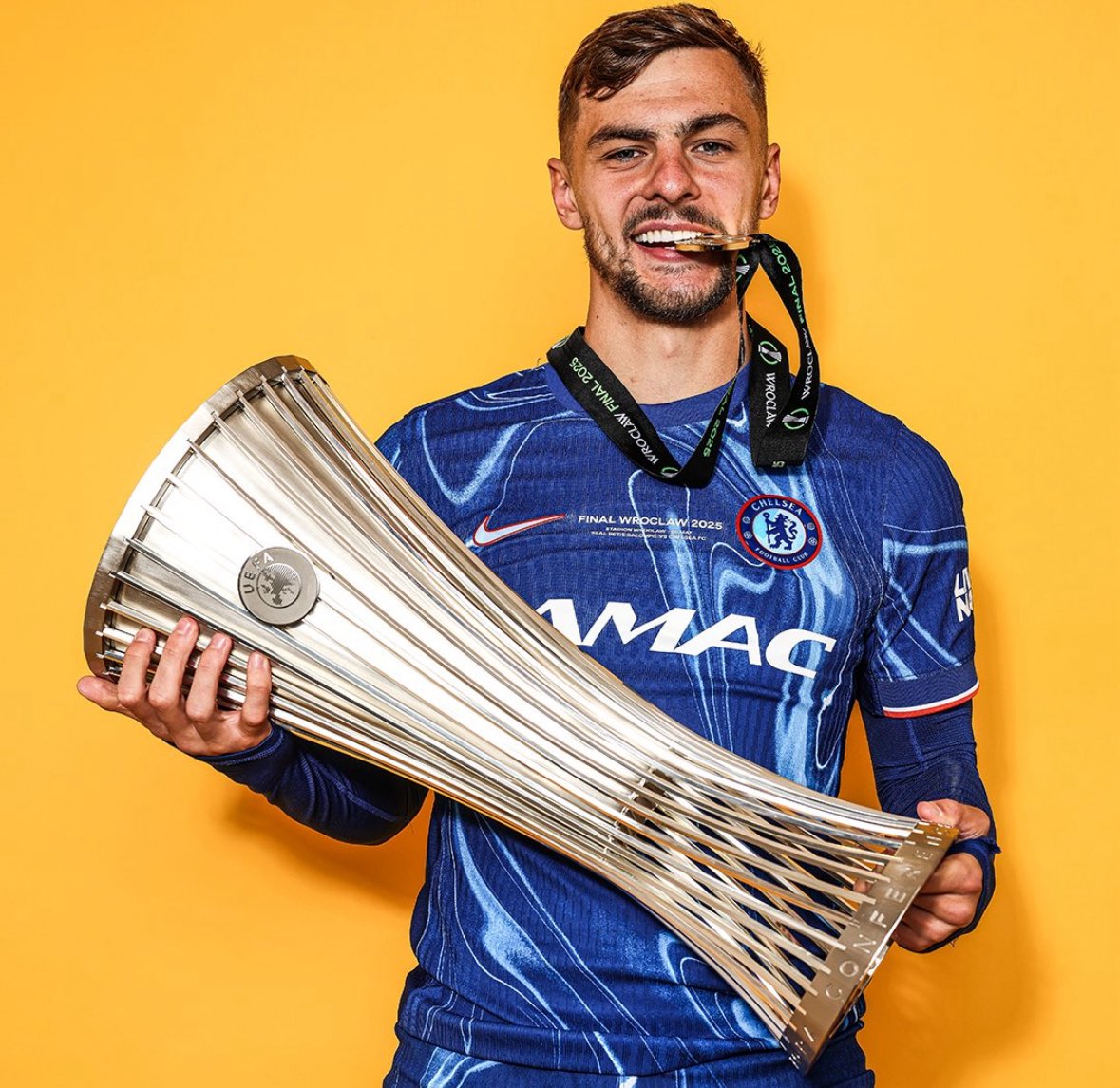 MR7fan 🏆🏆🏆🏆🏆 (@blueboydd2) on Twitter photo Kiernan Dewsbury-Hall will undergo his medical at Everton on Tuesday.
£25m plus £4m add-ons to Chelsea.
Exclusive story, confirmed. ✅
<a href="/FabrizioRomano/">Fabrizio Romano</a> Kiernan Dewsbury-Hall will undergo his medical at Everton on Tuesday.
£25m plus £4m add-ons to Chelsea.
Exclusive story, confirmed. ✅
<a href="/FabrizioRomano/">Fabrizio Romano</a>