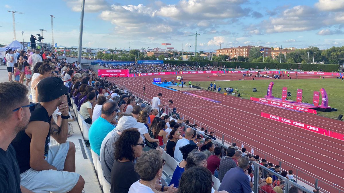 Un somni. Atletisme d'alt nivell

Milions de gràcies VOLUNTARIS del <a href="/CATarragona/">Club Atletisme Tarragona</a> i d'altres clubs amics que heu col·laborat en el Campeonato de España atletismo Absoluto

I gracias <a href="/atletismoRFEA/">atletismoRFEA</a>, <a href="/Atletisme_FCA/">Federació Catalana d’Atletisme</a>,  <a href="/TGN_esports_/">Tarragona Esports</a> , <a href="/esportcat/">Esports</a>, <a href="/Dipta_cat/">Diputació de Tarragona</a>  per fer feliç a Tarragona