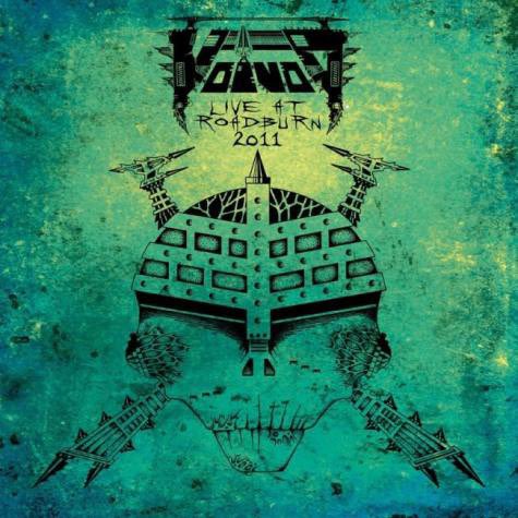 Tobias Forge wearing a shirt of the Canadian heavy metal band, Voivod, which has the graphic of their “Live at Roadburn 2011” album on it! 🤖