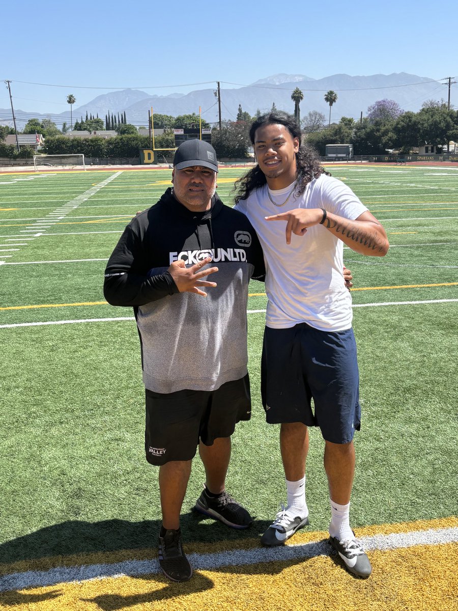 <a href="/Coach_Iona/">Iona Uiagalelei</a> has been <a href="/KSitanilei/">Epi K. Sitanilei</a> position development coach since 7th grade and through out high school even before leaving for <a href="/OhioStateFB/">Ohio State Football</a> he was still working with him, all the work my son has been putting in with <a href="/Coach_Iona/">Iona Uiagalelei</a> showed this past weekend. #THEFRONT