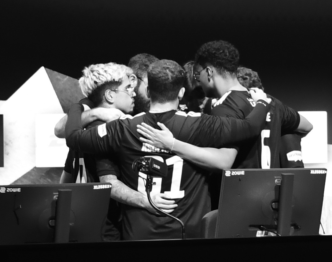 Poda4_cs's tweet photo. Some cool pictures I took at IEM Cologne https://t.co/CEBK9ysAyv