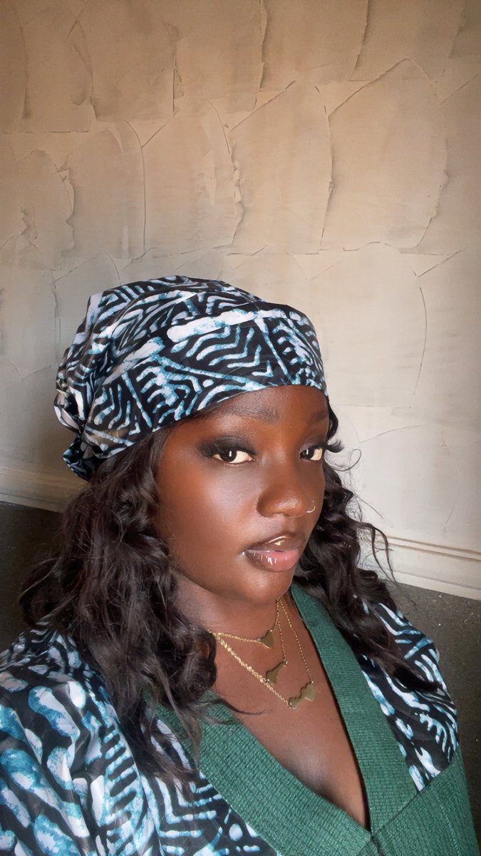 Mouna_Boo's tweet image. Idk I love this picture sm lol 🫶🏾
#temporarypost