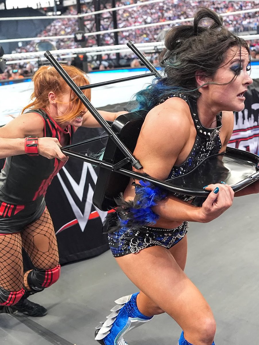 The Mike Knoxxx Show (@talkperfectplex) on Twitter photo I believe <a href="/Real_Valkyria/">LYRA VALKYRIA</a> aka “Feathers” should have won the IC Title. <a href="/MikeKnoxxx/">Mike Knoxxx™</a> #SummerSlam #TalkPerfectPlex #WWERaw #SmackDown I believe <a href="/Real_Valkyria/">LYRA VALKYRIA</a> aka “Feathers” should have won the IC Title. <a href="/MikeKnoxxx/">Mike Knoxxx™</a> #SummerSlam #TalkPerfectPlex #WWERaw #SmackDown