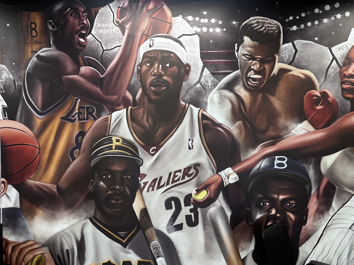 Special visit today at <a href="/GoldinCo/">Goldin</a>! Tomorrow the best looking 1982 Wrestling All-Stars Rookie card auto of Hulk Hogan hits the market. Let’s ride 📈