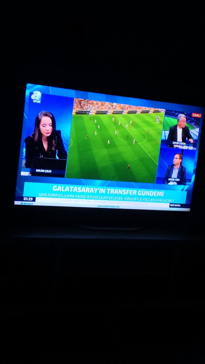 Melike, Nedim Hoca Galatasaray 2 mağlubiyet dedi. 2024/2025 Galatasaray 28 galibiyet 5 berberlik 1 mağlubiyet oda Bjkye. #Sonsayfa