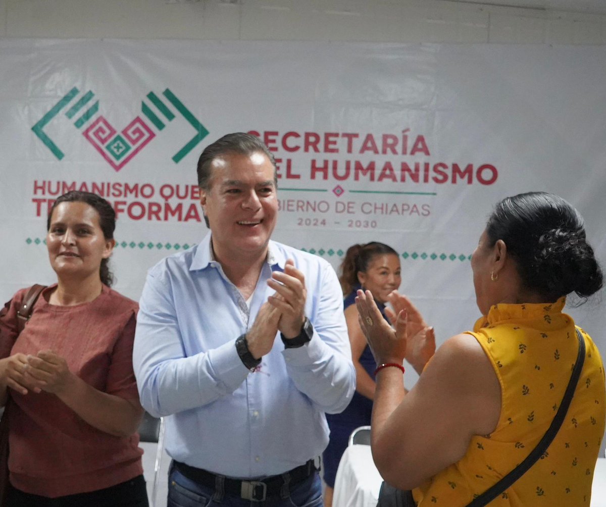 pacochacon_'s tweet photo. Me reuní con las y los integrantes de los Comités del Humanismo de Patria Nueva, CCI, 6 de Junio y Democrática, que son quienes supervisan la operatividad de los Comedores del Humanismo, cuidando que los alimentos se sirvan con calidad y que la logística funcione con orden.

Intercambiamos ideas para fortalecer su labor, reconociendo que su participación es fundamental para que este proyecto, impulsado por nuestro gobernador Eduardo Ramírez @ramirezlalo_, funcione con sentido humano y transparencia.

Gracias por su compromiso y por hacer del Humanismo una fuerza que alimenta con dignidad.

#HumanismoQueTransforma #HumanismoEnAcción