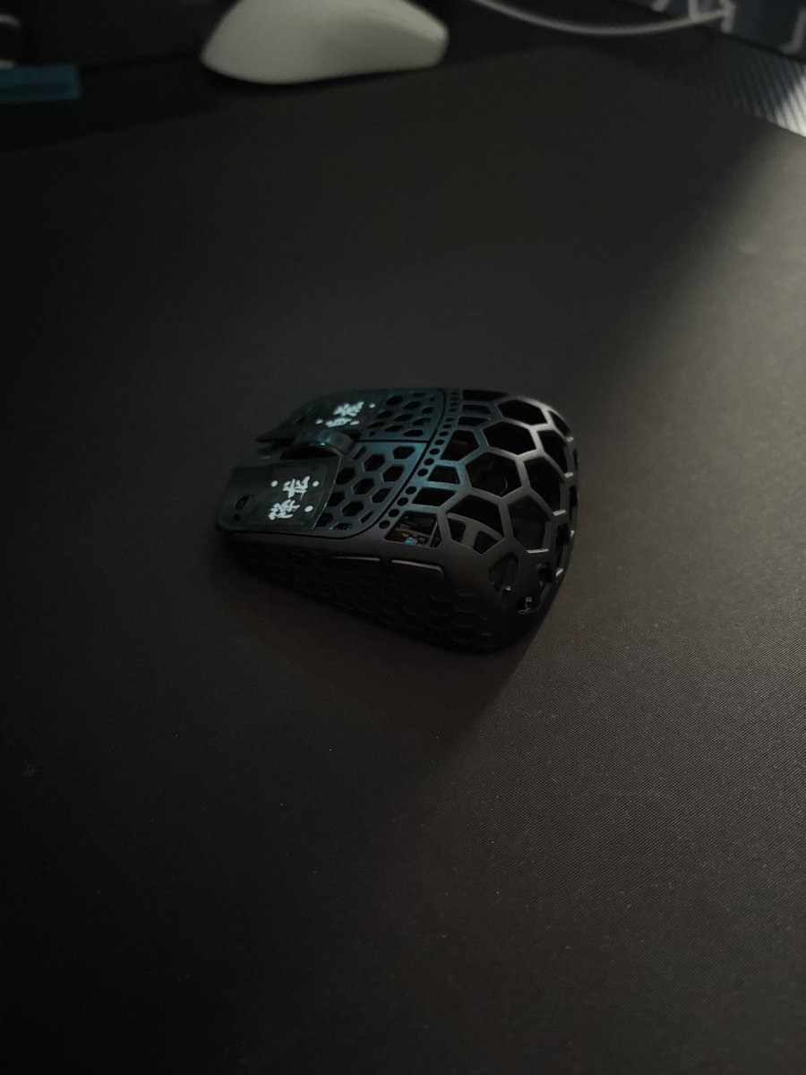 _xxdup's tweet image. Fenrir Asym 😈