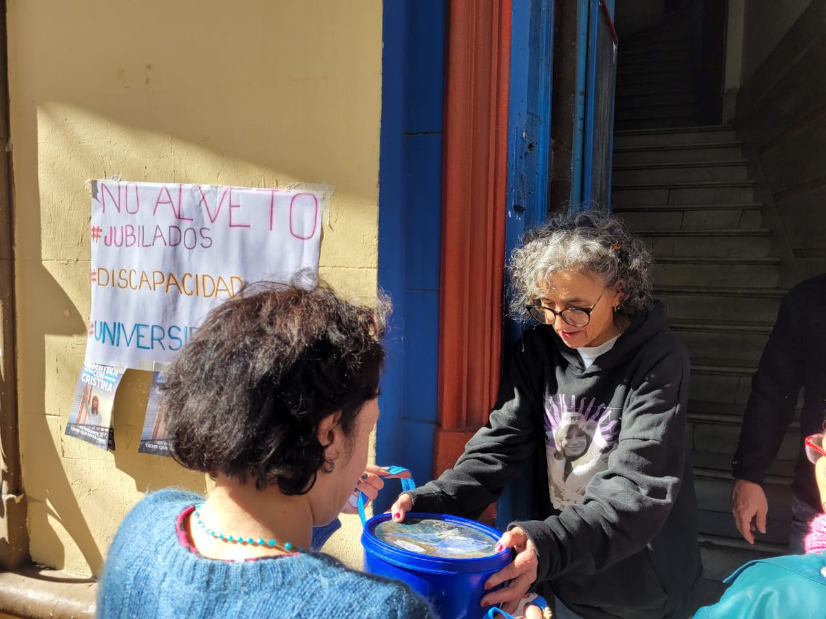 Olla solidaria y militancia en nuestra del barrio. Un clásico de todos los sábados en <a href="/CasaGatica/">Casa Gatica</a>