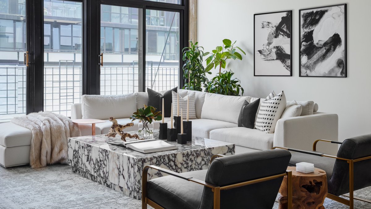 MaryGal80214986's tweet image. Your living room can be both cozy and stylish! ✨

Explore these 26 modern living room ideas for the perfect blend of comfort and design. 😍

#LivingRoom #ModernLivingRoom #LivingRoomDesigns
 LocalInfoForYou.com/236364/26moder…