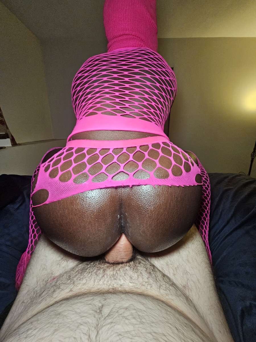 boybarrbie's tweet photo. Def these 💋 https://t.co/GzTTh7lylI
