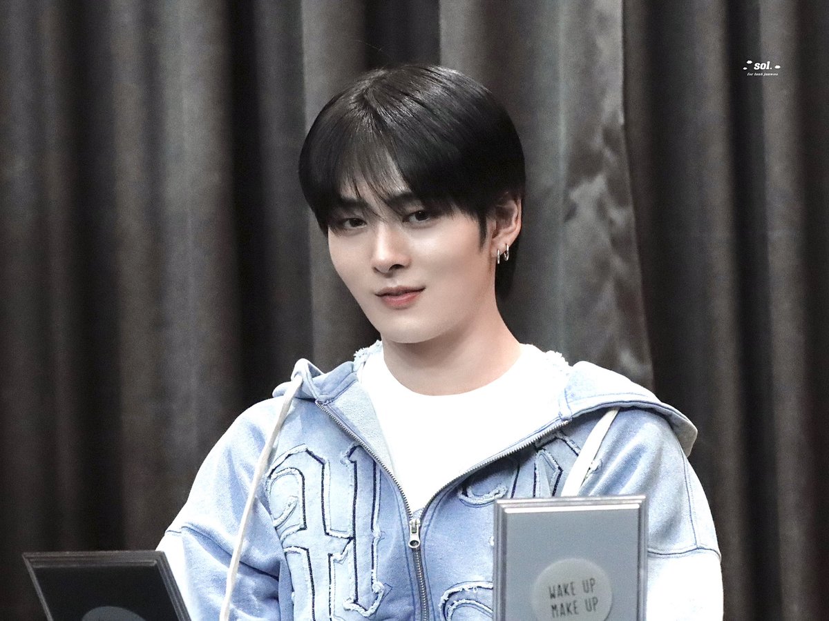 junwoo_sol's tweet image. 생일축하해!!
태어나줘서 고마워~♡

#루네이트 #LUN8 #타쿠마 #takuma 
#해피타쿠마데이 #HAPPYTAKUMADAY
#야마가타왕자_가장빛나는보석_타쿠마생축