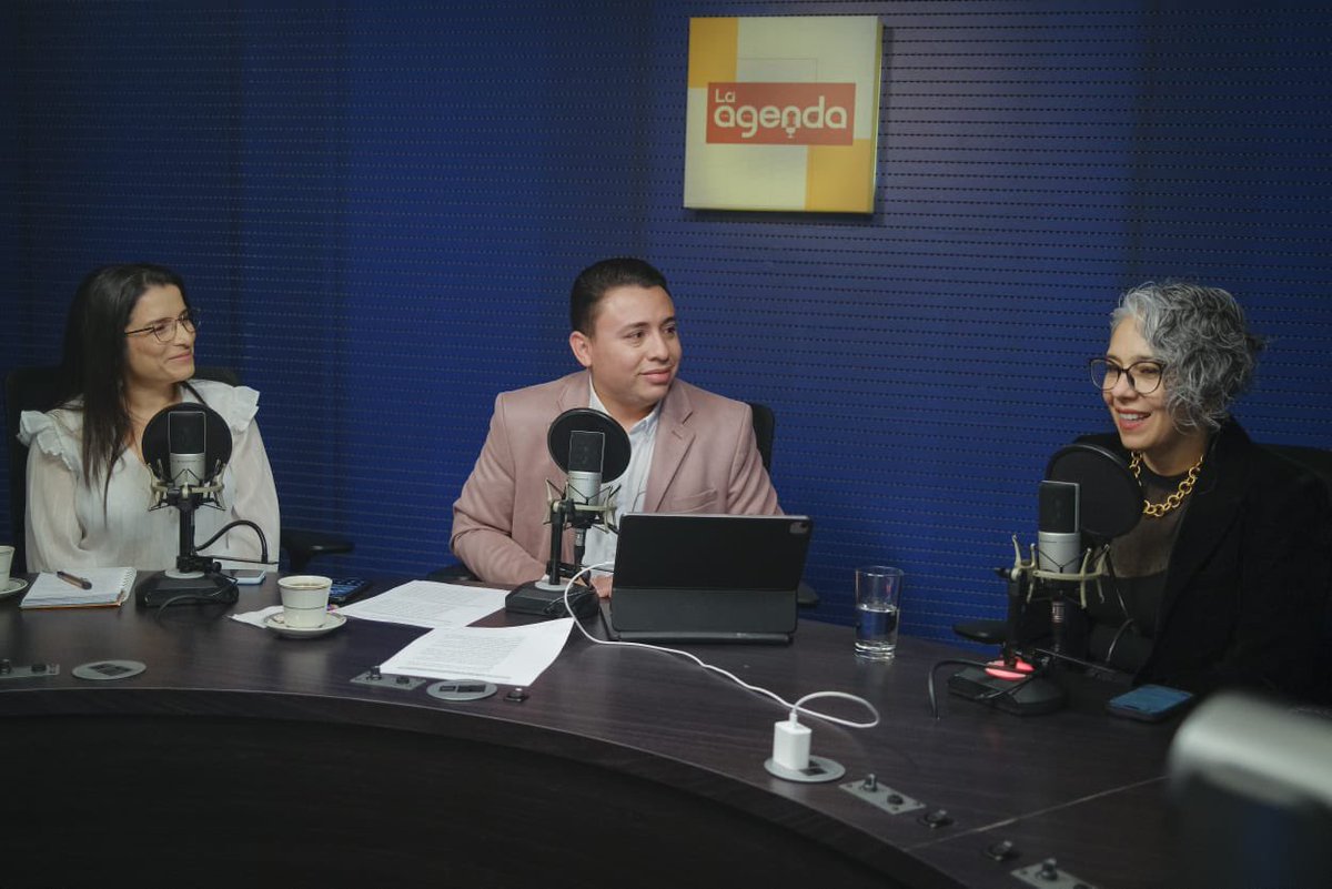 Martha Alfonso La Profe (@marthaalfonsoj) on Twitter photo Participamos en La Agenda 🗒️, el espacio de la <a href="/infopresidencia/">Presidencia Colombia 🇨🇴</a> que conecta con los medios comunitarios y populares de todo el país. 🎙️
Junto a la senadora <a href="/PizarroMariaJo/">María José Pizarro Rodríguez</a> conversamos sobre los retos del Congreso y el compromiso de avanzar en una Agenda Legislativa del Cambio Participamos en La Agenda 🗒️, el espacio de la <a href="/infopresidencia/">Presidencia Colombia 🇨🇴</a> que conecta con los medios comunitarios y populares de todo el país. 🎙️
Junto a la senadora <a href="/PizarroMariaJo/">María José Pizarro Rodríguez</a> conversamos sobre los retos del Congreso y el compromiso de avanzar en una Agenda Legislativa del Cambio