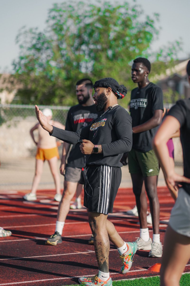 very productive summer. —

great tribe of people that i’m blessed with. 🌐