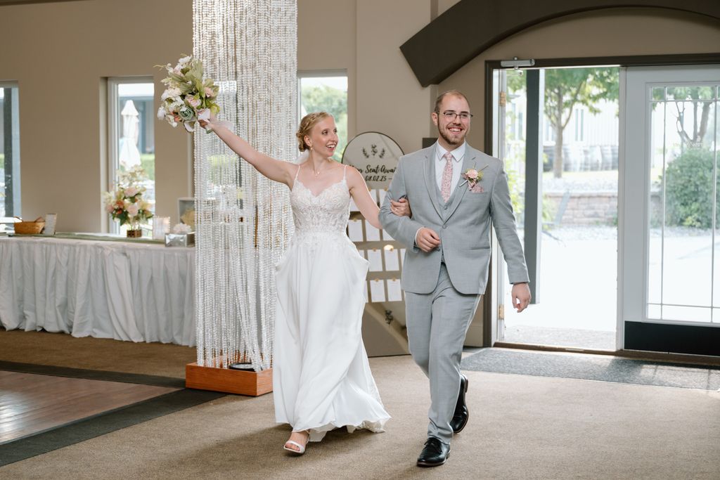 InstantRequest's tweet image. Get your reception started off with a fun Grand March.  Instant Request will provide the perfect songs.
Photographer: Aly Cross Photography buff.ly/CS3SOID 
Venue: Crow River Winery buff.ly/FnPGCPr
DJ: Chad V buff.ly/zkbYmjZ