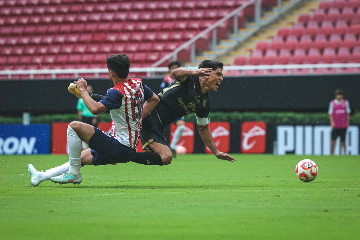 Club Atlético La Paz (@atleticolapaz) on Twitter photo 📸 J1 I La galería de la jornada 1 en Jalisco.
Palomilla, te dejamos las mejores imágenes del encuentro en el estadio AKRON por a jornada 1 del AP25 de la <a href="/LigaMXExpansion/">Liga BBVA Expansión MX</a>.
Ahora, toca jugar en casa en donde haremos del Guaycura ¡UNA FORTALEZA!
#SomosPAZion 📸 J1 I La galería de la jornada 1 en Jalisco.
Palomilla, te dejamos las mejores imágenes del encuentro en el estadio AKRON por a jornada 1 del AP25 de la <a href="/LigaMXExpansion/">Liga BBVA Expansión MX</a>.
Ahora, toca jugar en casa en donde haremos del Guaycura ¡UNA FORTALEZA!
#SomosPAZion