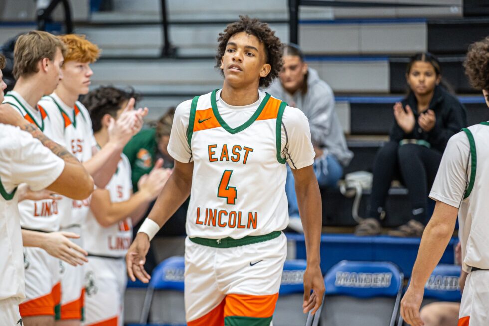Patrick O'Brien (@pobscout) on Twitter photo Is 2027 6’5 Jaxon Dollar the next dual-sport star from North Carolina? #PhenomHoops <a href="/EastLincolnMBB/">East Lincoln Men’s Basketball</a>
Read more about his first D1 basketball offer and his mindset of playing both sports if possible: phenomhoopreport.com/is-2027-65-jax… Is 2027 6’5 Jaxon Dollar the next dual-sport star from North Carolina? #PhenomHoops <a href="/EastLincolnMBB/">East Lincoln Men’s Basketball</a>
Read more about his first D1 basketball offer and his mindset of playing both sports if possible: phenomhoopreport.com/is-2027-65-jax…