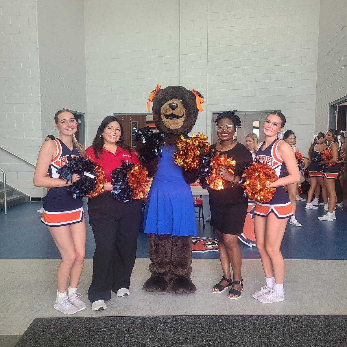 CyFairProfLearn's tweet image. 🎉 Our new CFISD elementary teachers kicked off the New Teacher Institute  at Bridgeland HS with energy, collaboration, and powerful discussions led by engaging CFISD facilitators. Here’s to a strong start and a bright year ahead! 🍎📚  #CFISDNewTeacherInstitute
