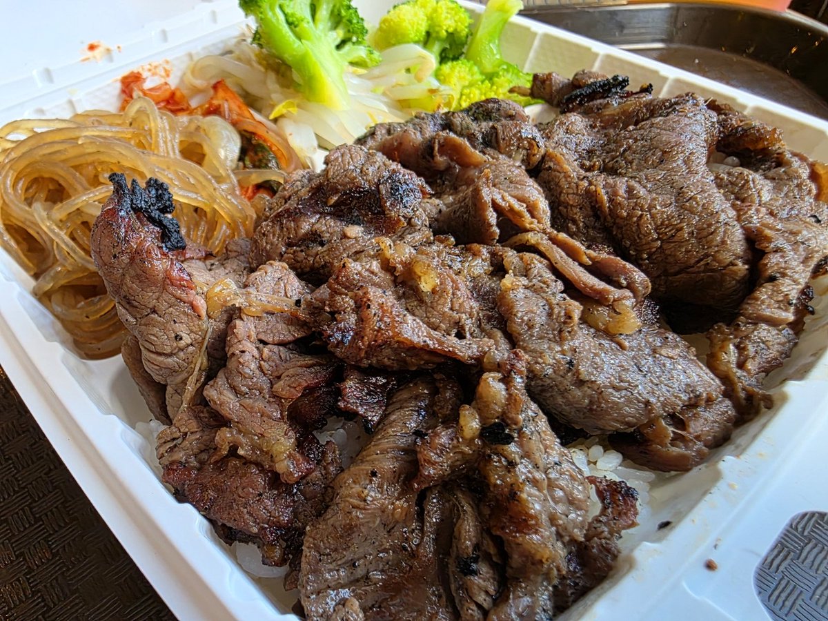 ninjaloha50's tweet photo. The usual #MeBBQsince1992 https://t.co/UP1XjFtKEq