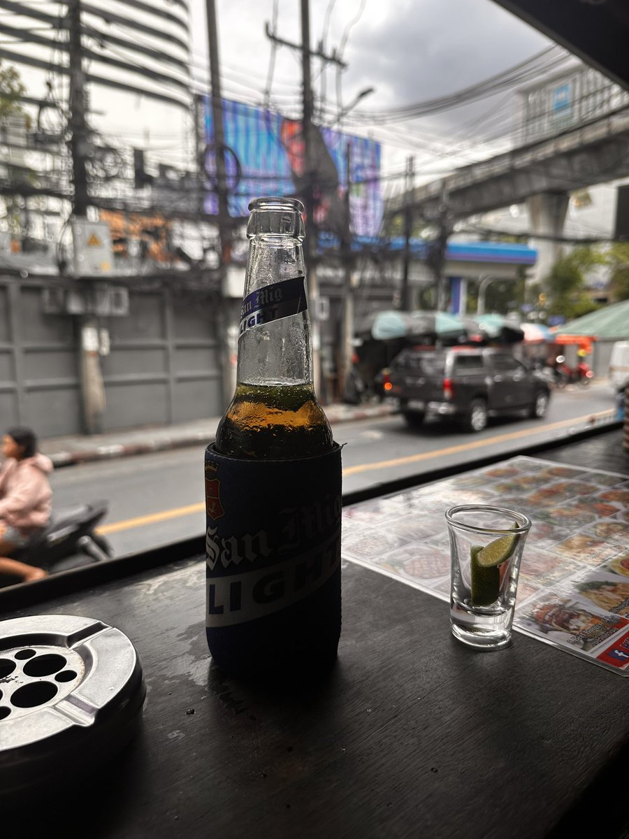 Paul Bryson (@soi6cufc) on Twitter photo 4 hour lay over in bkkโฆ leave the luggage for 100 baht each and take the airport link into Bangkok
No place like it ๐ป๐ป 4 hour lay over in bkkโฆ leave the luggage for 100 baht each and take the airport link into Bangkok
No place like it ๐ป๐ป