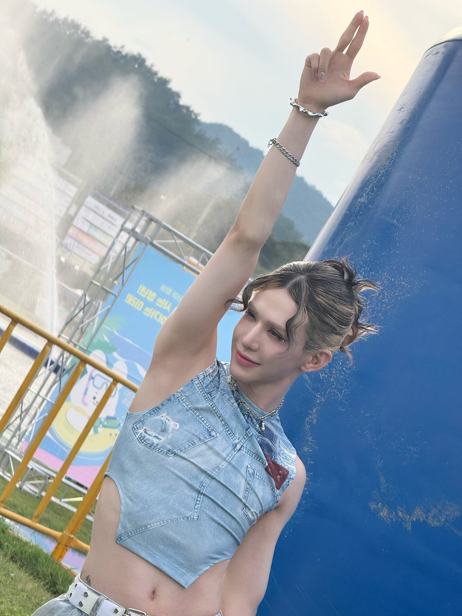 nyanrachas's tweet image. insane transition timeline