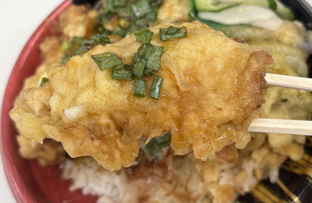 1230_mino's tweet photo. MEATFACTORY
あんずお肉の工場直売所昭島店
鶏弁当!
鶏天ゴロゴロ
ナス、ピーマン、しいたけ!
ネギポン酢でさっぱり😊
酷暑にピッタシの一品🙆
#お弁当 #テイクアウト #あんずお肉の工場直売所昭島店 #昭島市 #MEATFACTORY https://t.co/WPyCjFXcGy