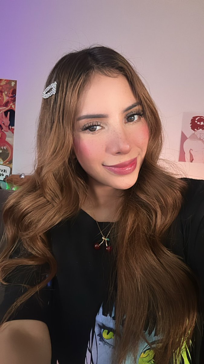 Jugando la nueva temporada de Clash 

Twitch: MonyWTFF 🌸