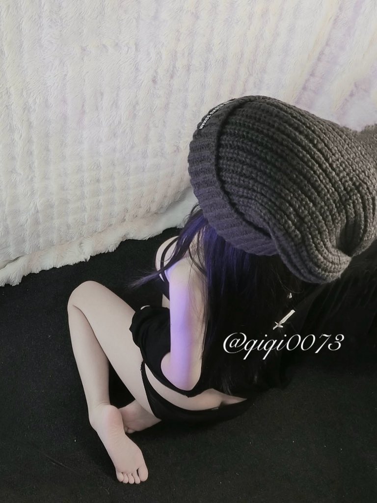 福利姬AAA水管维修小李分享的黄推图片2 - 网红私拍内容