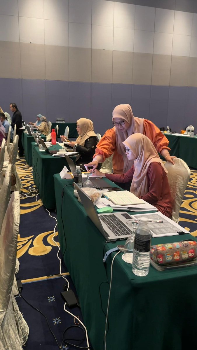 CSFB JKR (@csfbjkr) on Twitter photo 28 – 30 Julai 2025 - Bengkel Pengemaskinian Waran Perjawatan Secara Zero-Based Sistem Saraan Perkhidmatan Awam (SSPA) Bagi CSFB Tahun 2025 diadakan di Royal Chulan Seremban, Negeri Sembilan.
<a href="/RoslanisE/">Roslan bin Ismail</a>
<a href="/IEsa2018/">IbrahimEsa2018</a>
<a href="/FadzilahJkr/">FADZILAH BINTI SULAIMAN (JKR)</a>
<a href="/IPJKR_Official/">JKR Malaysia Rasmi</a>
<a href="/csfbjkr/">CSFB JKR</a>
#IamJKR 28 – 30 Julai 2025 - Bengkel Pengemaskinian Waran Perjawatan Secara Zero-Based Sistem Saraan Perkhidmatan Awam (SSPA) Bagi CSFB Tahun 2025 diadakan di Royal Chulan Seremban, Negeri Sembilan.
<a href="/RoslanisE/">Roslan bin Ismail</a>
<a href="/IEsa2018/">IbrahimEsa2018</a>
<a href="/FadzilahJkr/">FADZILAH BINTI SULAIMAN (JKR)</a>
<a href="/IPJKR_Official/">JKR Malaysia Rasmi</a>
<a href="/csfbjkr/">CSFB JKR</a>
#IamJKR