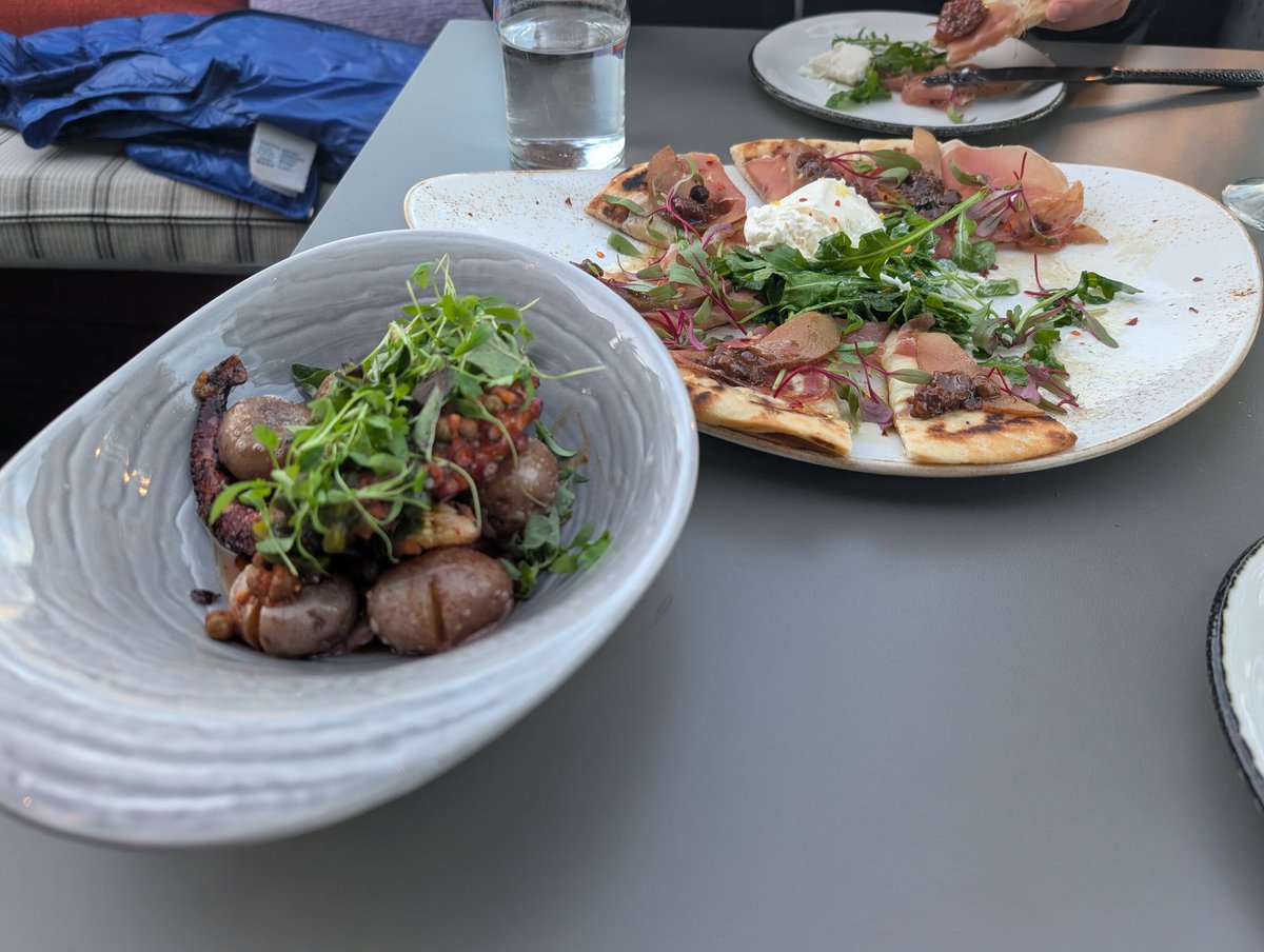 Ashen Gray 💿🧠 tweet media