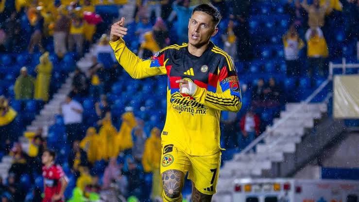 ¿Otra vez ya se quiere Brian Rodríguez?

Ya que le den las gracias y a lo que sigue.